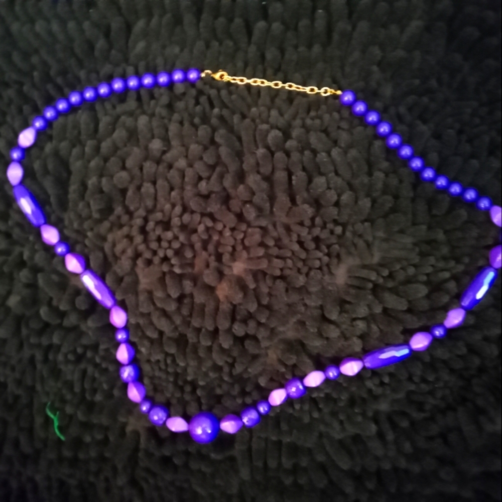 VINTAGE JOAN Rivers Faceted Purple Necklace